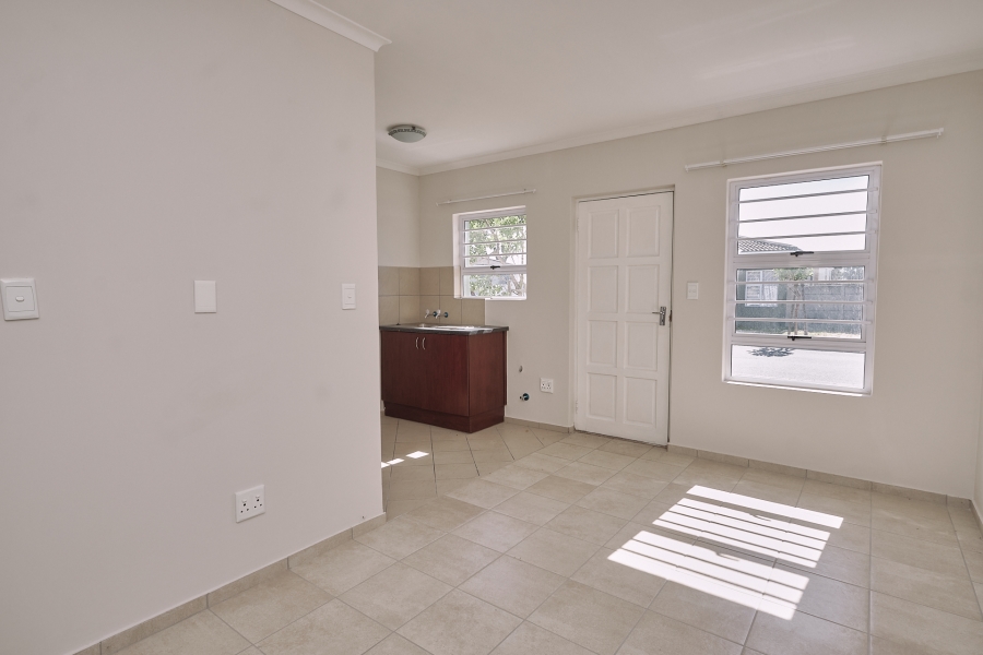 2 Bedroom Property for Sale in Sunset Glen Western Cape